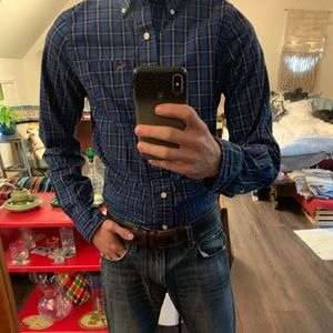Abercrombie and Finch muscle collared dress shirt